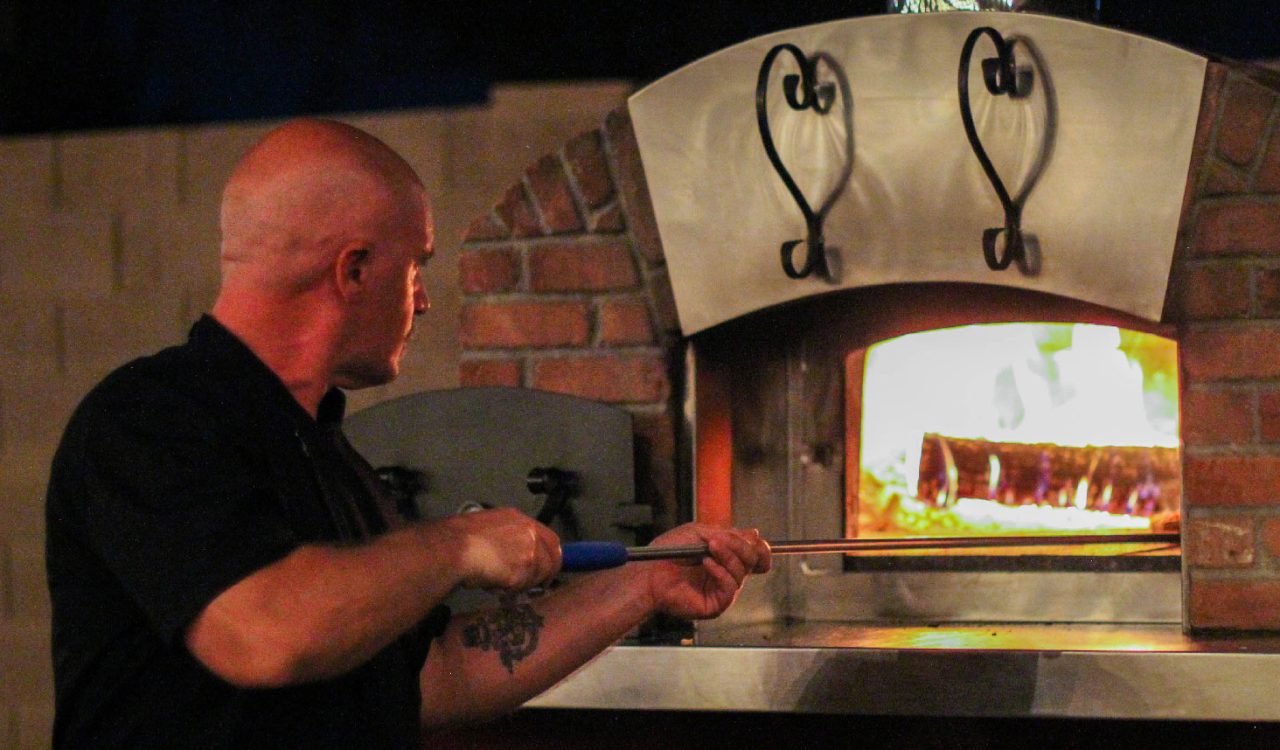 Wood Fired Pizza Truck - Plan Bee Pizza